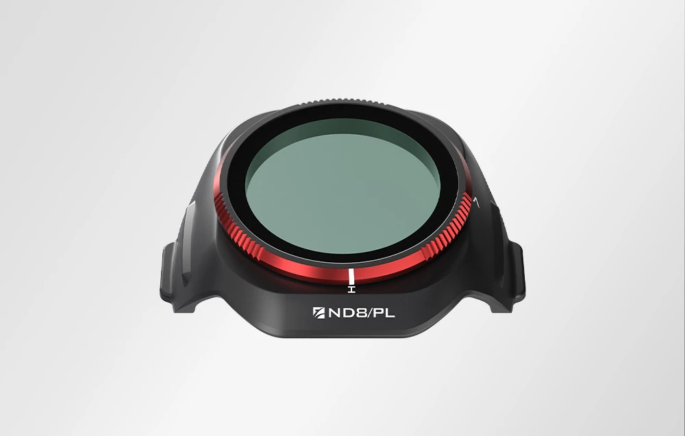 Filtru ND8/PL pe fundal luminos