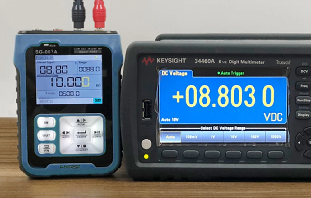 Generator de semnal FNIRSI SG-003A în culoare albastră 