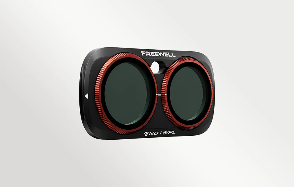 Filtrul Freewell ND16/PL pentru Insta360 Luna Ultra pe un fundal alb