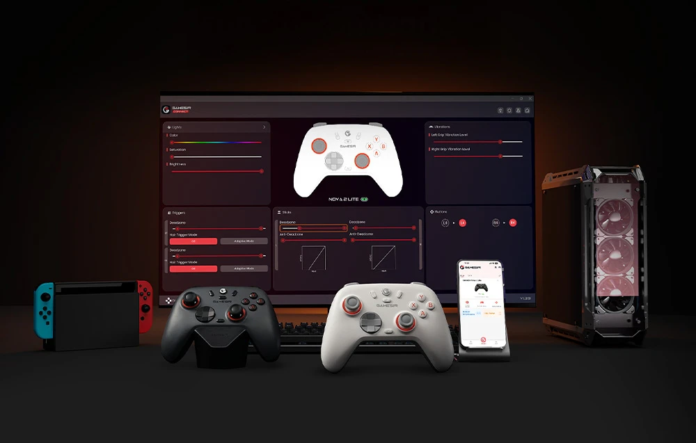 Monitor cu software-ul de configurare a controlerului GameSir, înconjurat de consolă, controlere, computer și smartphone.