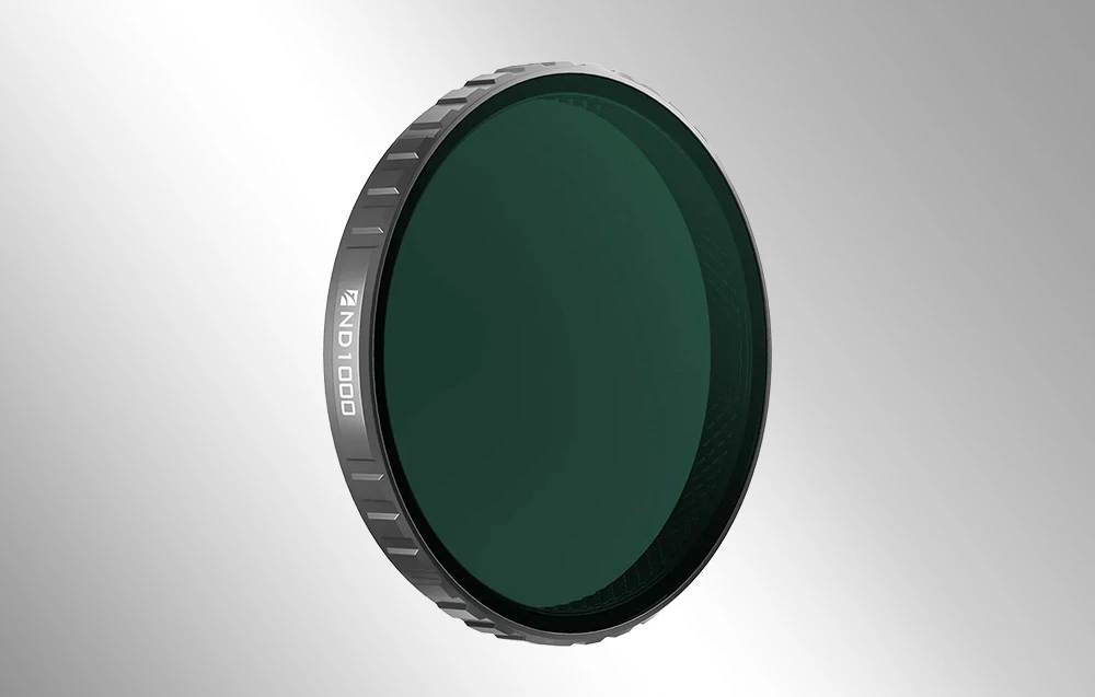 Filtru Freewell ND1000 pentru camera Osmo Action – detaliu al designului rotund și al marcajului densității optice.