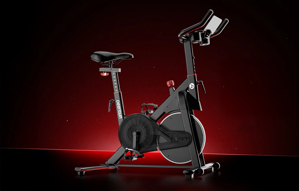 Bicicletă de spinning Black DeerRun cu accente roșii pe fundal întunecat cu iluminare din spate