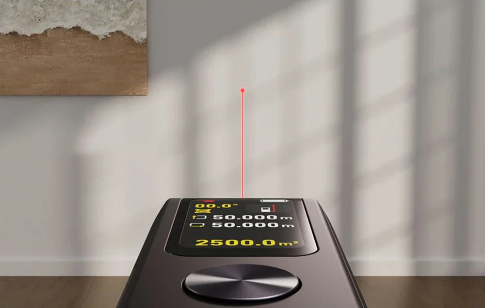 Telemetru laser 2-în-1 cu laserul pornit