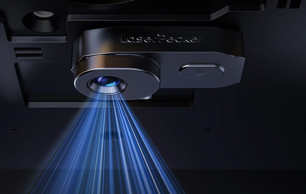 Prim-plan al unui gravor laser