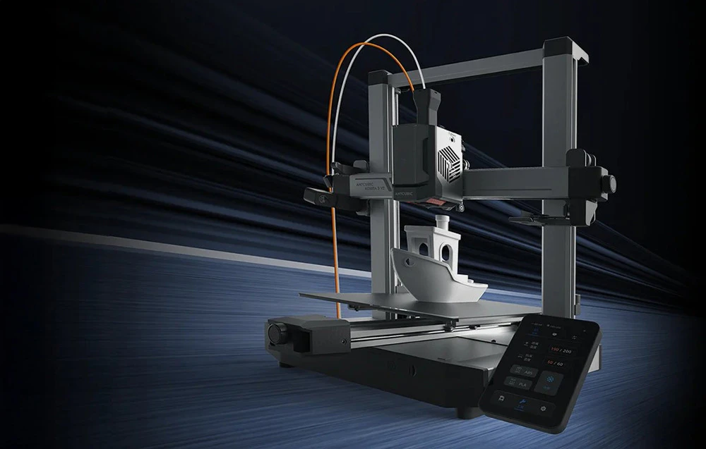 Imprimantă Anycubic Kobra 3 V2 pe un fundal futurist, întunecat.