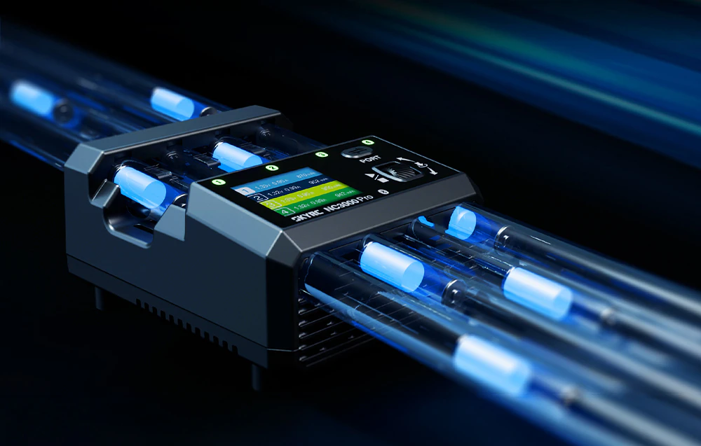 Vizualizarea fluxului de energie prin încărcătorul SkyRC NC3000 Pro în timpul încărcării bateriilor.