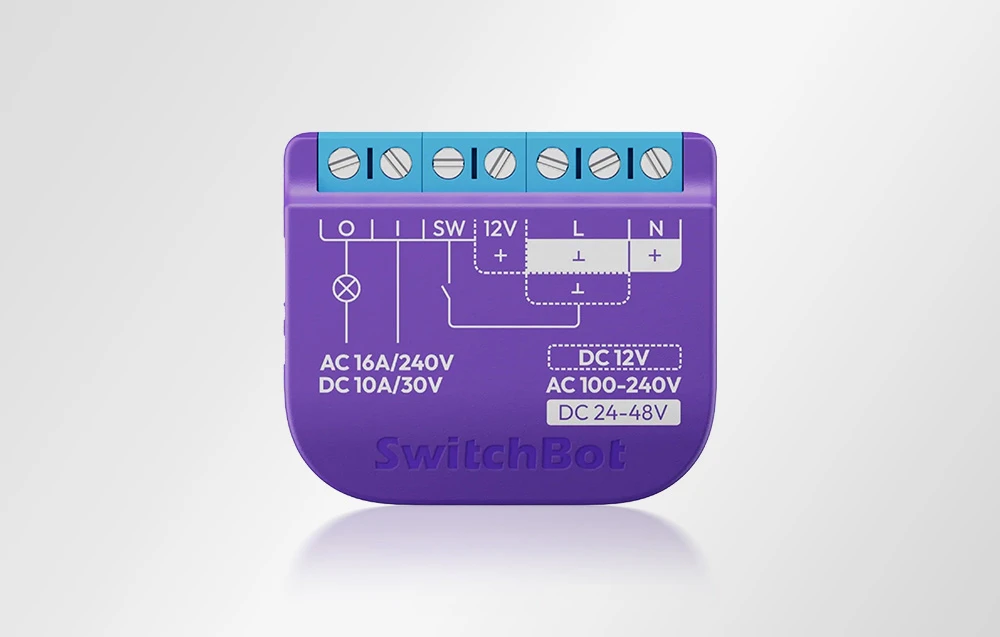 Vedere din față a SwitchBot violet cu conexiunile descrise: AC 16A/240V, DC 10A/30V și DC 12V