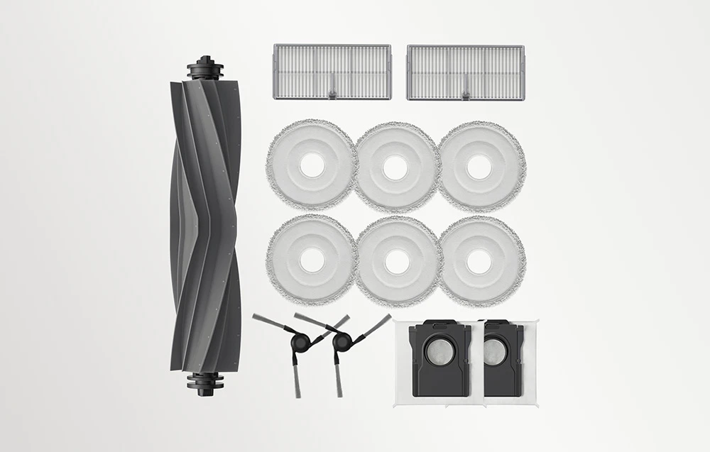 Set de accesorii pentru robotul aspirator MOVA pe fundal gri