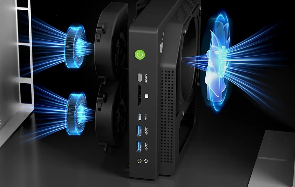 3 ventilatoare pe un mini PC (computer personal).