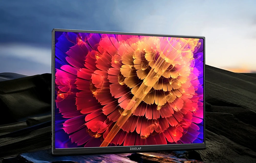 Monitor portabil ZEUSLAP afișând grafică abstractă colorată care evidențiază calitatea înaltă a imaginii