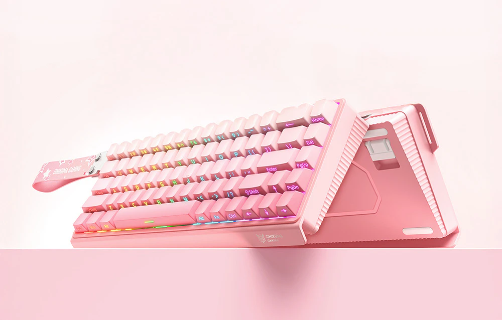 2 tastaturi de gaming roz Onikuma sprijinite una de cealaltă
