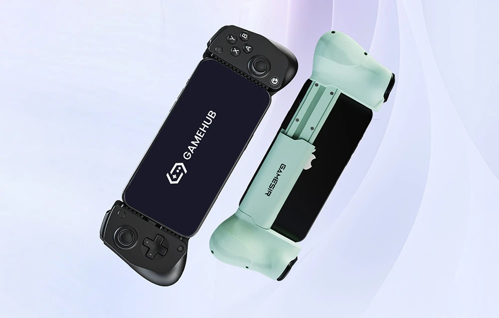 Două controlere GameSir cu smartphone-uri montate, vizibile din față și din spate pe un fundal luminos.