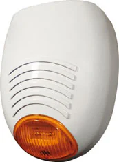 AMC SR136 - Sirena de exterior autoalimentata, cu flash tip LED, alimentare 12V, carcasa alba, flash portocaliu, echipata cu tamper anti-deschidere si a