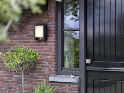 Aplica LED pentru exterior cu senzor de miscare Philips Arbour, 6W(47W) ,600 lm, lumina calda (2700K), IP44, 75x166x221mm, Antracit
