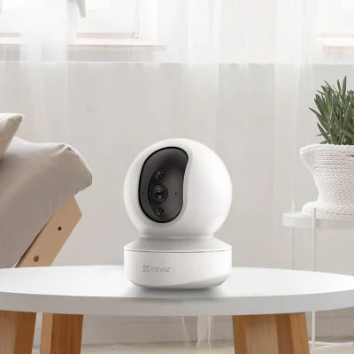 Camera de supraveghere Ezviz TY1 4MP Wi-Fi cu Pan/Tilt 360 grade, IR10m,Detectarea miscarilor,Night Vision,Two-Way Audio,Mod Privacy,Urmarire inteligenta, card microSD pana la 256 GB si stocare in Ezviz CloudPlay, Rotire orizontala 350° si verticala 