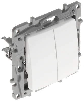 Comutator dublu LEGRAND LE-764502, Niloe, 10 A