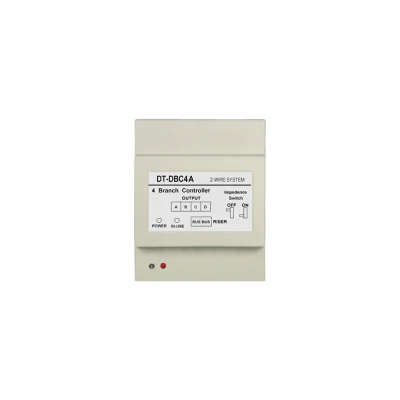 DVC DT-DBC4A - Distribuitor de semnal cu 4 ramuri cu ajustare automata.
