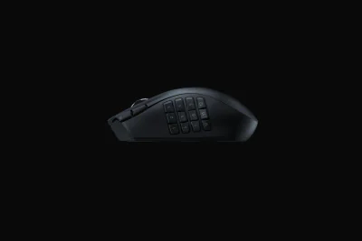 Mouse Razer Naga V2 HyperSpeed  Connectivity       Razer HyperSpeed Wireless (2.4GHz)     Bluetooth  Battery Life       Up to 250 hours (on HyperSpeed Wireless)     Up to 400 hours (on Bluetooth)  RGB Lighting  None Sensor  Focus Pro 30K Optical Sens