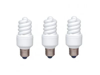 SET 3 becuri fluorescent Panasonic, soclu E27, putere 13W, forma spirala, lumina alb calda, alimentare 220 - 240 V, "EFD13E282V-3"