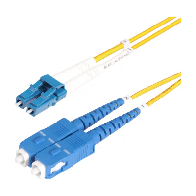 StarTech.com 8m (26ft) LC to SC (UPC) OS2 Single Mode Duplex Fiber Optic Cable, 9/125µm, 100G, Bend Insensitive, Low Insertion Loss - LSZH Fiber Jumper Cord, 8 m, OS2, LC, LC