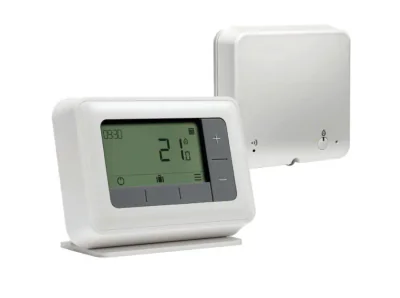 Termostat T4R wireless Honeywell Resideo Y4H910RF4072, dual on/off TPI – OpenTherm, functie de incalzire/racire, mod Vacanta (Holiday), programări 5+2, săptămânale sau zilnice, display LCD iluminat, alimentare cu 2 baterii de tip AA, dimensiuni 136 x