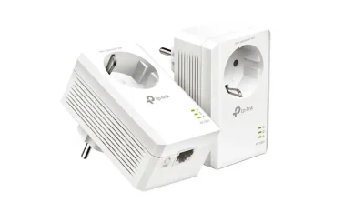 TP-Link Kit Powerline Gigabit Passthrough, HomePlug AV2,IEEE 1901, IEEE 802.3, IEEE 802.3u, IEEE 802.3ab, Gigabit Ethernet Port, Aria de acoperire: 300M, CONTINUT PACHET 2X adaptoare powerline ethernet, viteze mari de transfer de date, de până la 100