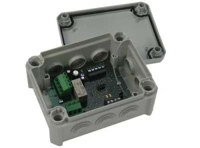 Transponder IQ8FCT LP; Honeywell 808621 utilizat pentru controlul simonitorizarea dispozitivelor externe de control al incendiului, cum arfi amortizoarele de incendiu, sau ca o componenta de alarma tehnica(TAL) pentru a monitoriza un contact extern s
