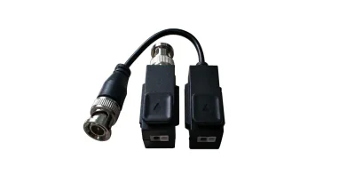 Video balun DS-1H18S/E(C);307400306,Video balun pasiv  Hikvision, DS- 1H18S/E(C); set 2 bucati ( o bucata cu cablu si o bucata fara cablu); transmite semnal video pe cablu UTP pana la 250m si pentru camere PoC pana la 150m; compatibil standard HDCVI/